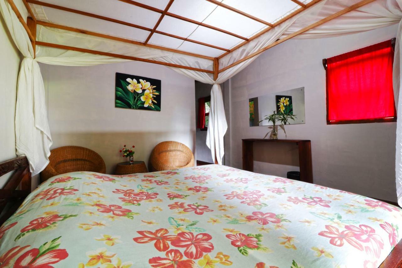 Bagus Bay Homestay Тук-Тук Екстер'єр фото